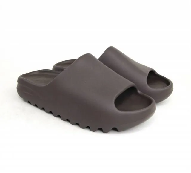 adidas Yeezy Slide Soot