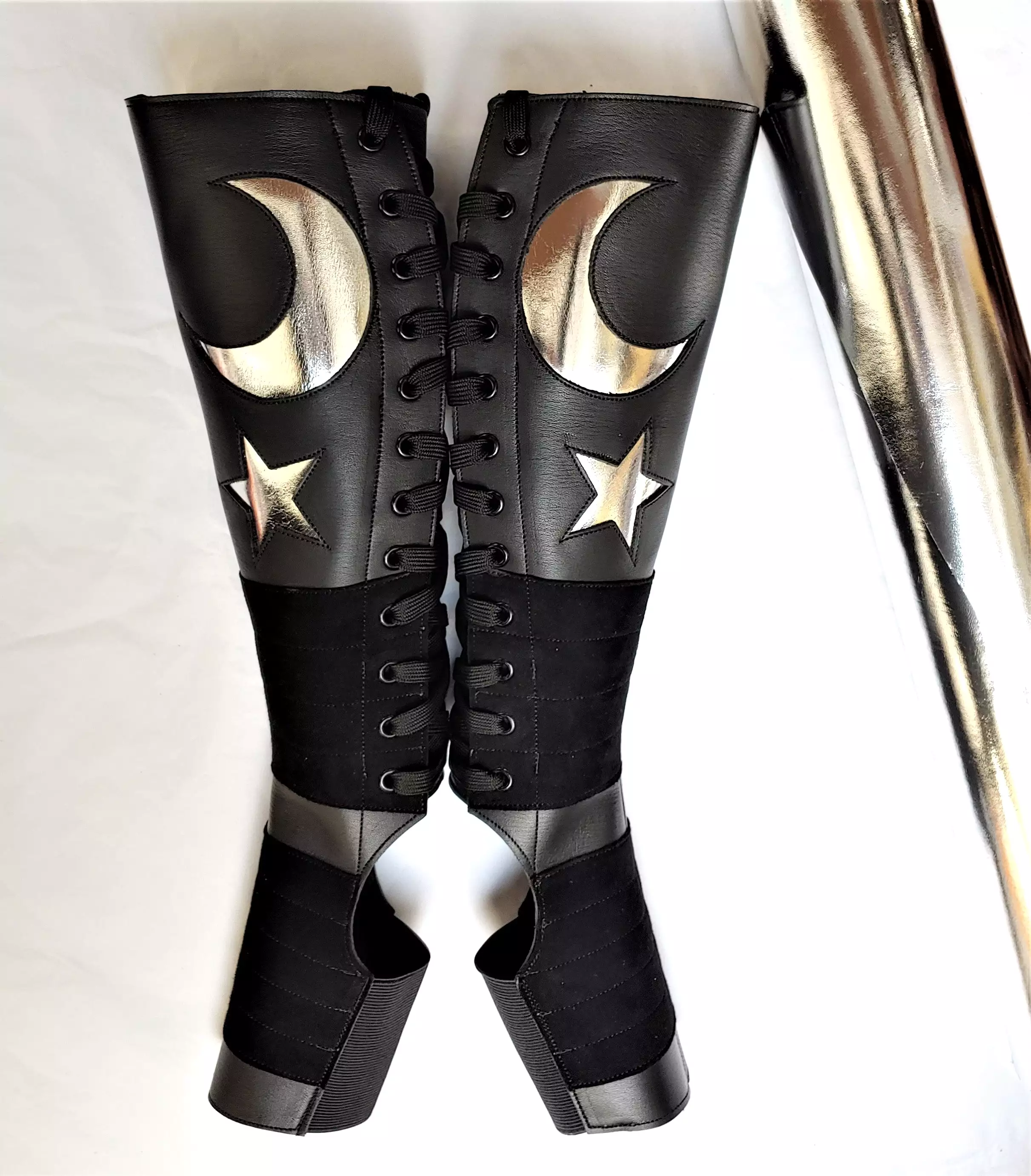 Black Aerial boots w/ Silver MOON & STAR + Suede Grip + ZIP