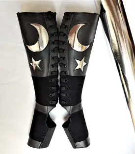 Black Aerial boots w/ Silver MOON & STAR + Suede Grip