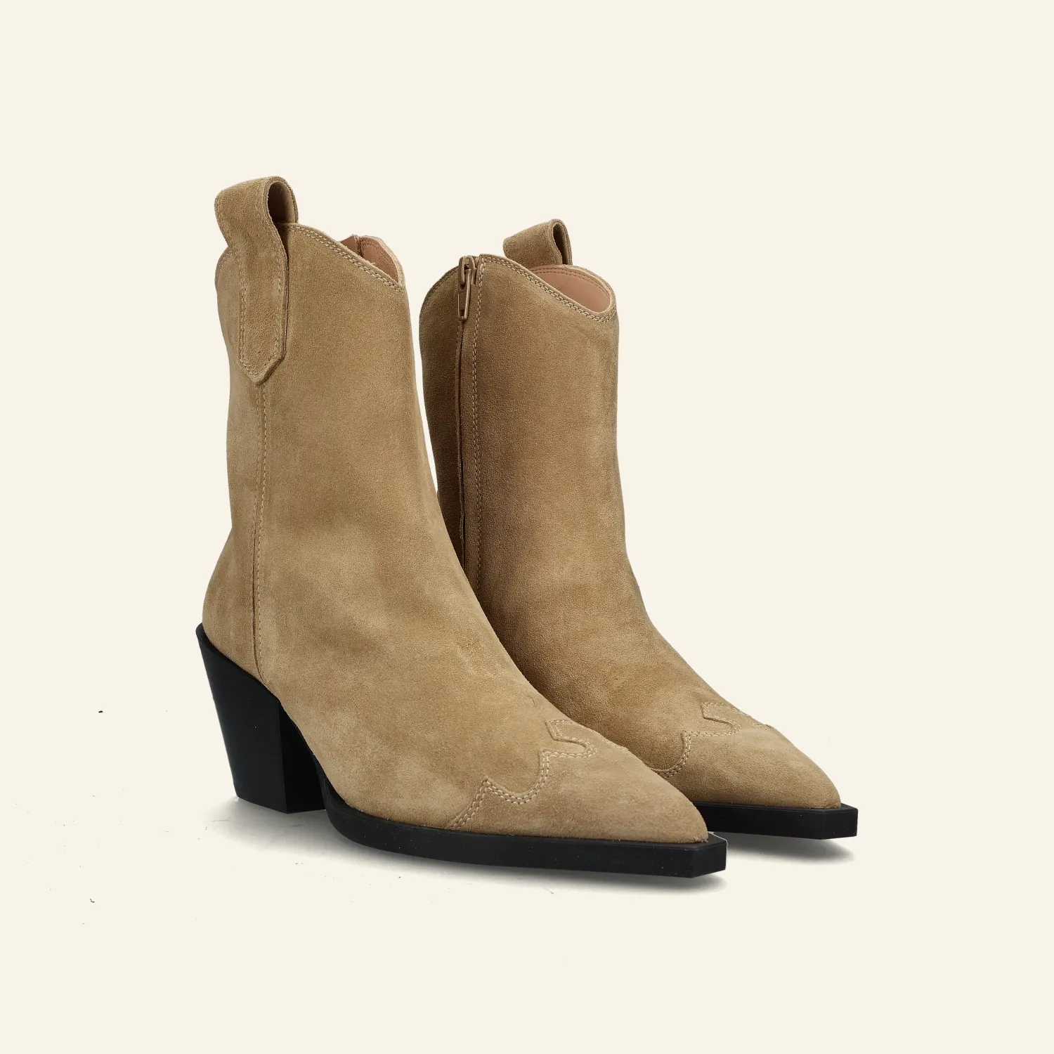 CPH238 | Suede Honey