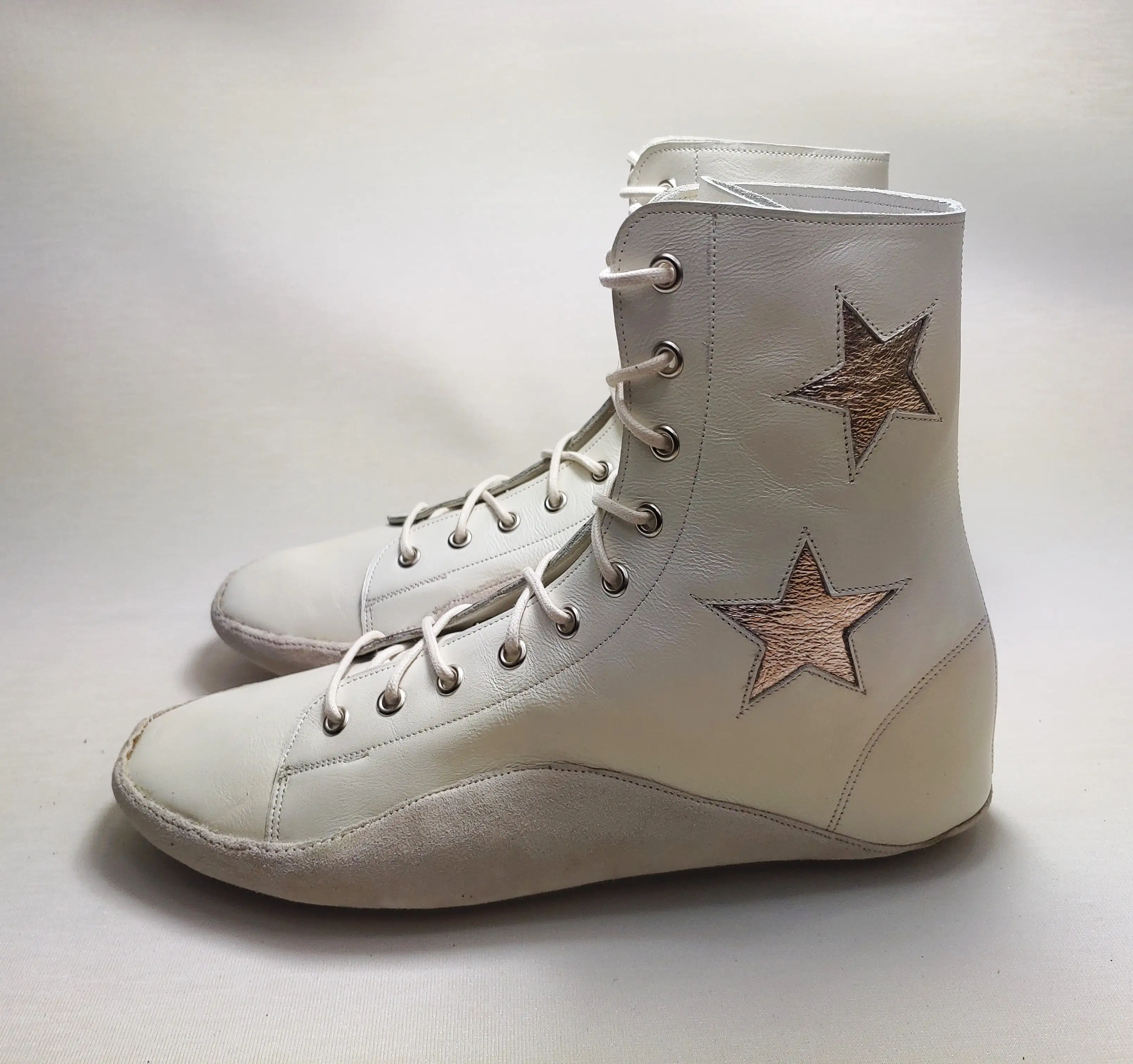 CUSTOM MADE Cream Tightrope Boots w/ metallic Stars