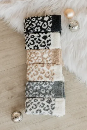 DOORBUSTER Plush Leopard Knit Socks