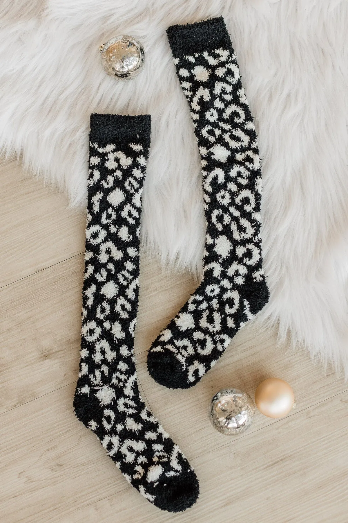 DOORBUSTER Plush Leopard Knit Socks