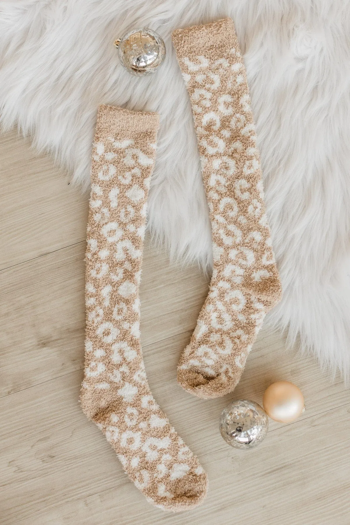 DOORBUSTER Plush Leopard Knit Socks