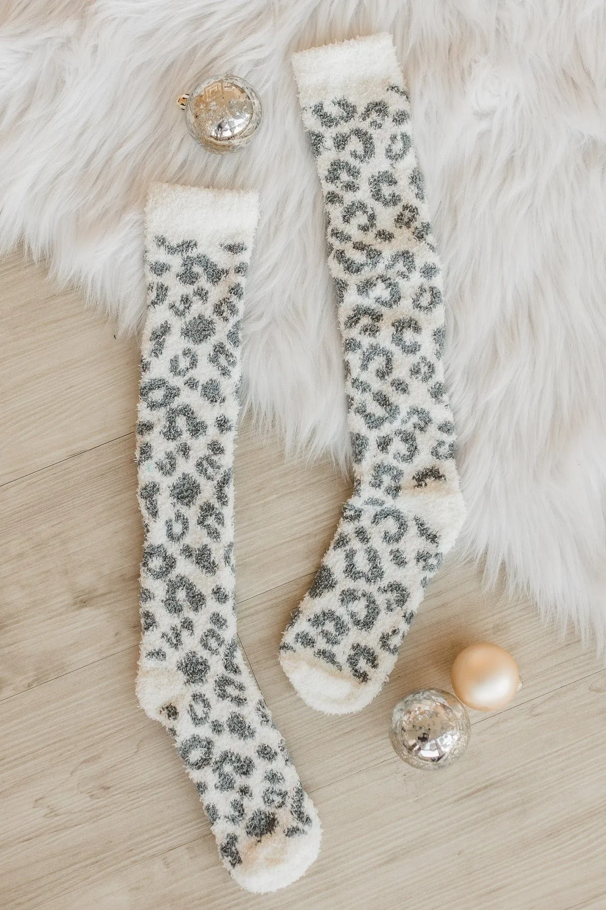 DOORBUSTER Plush Leopard Knit Socks