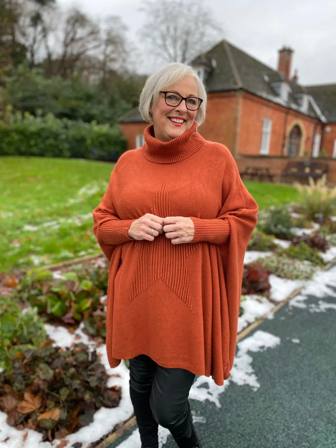 Rust Ribbed Star Jumper Hallie