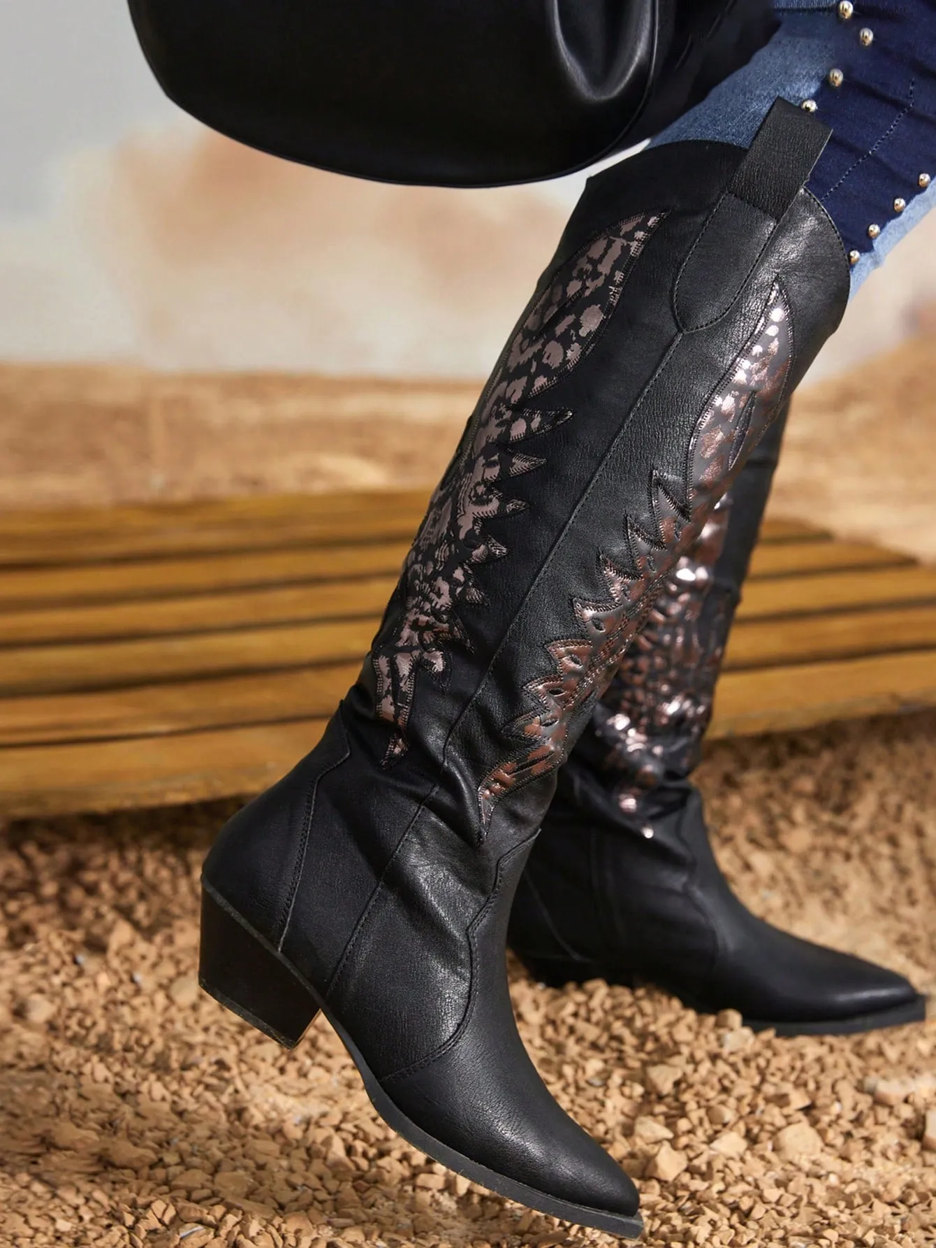 Women's Chunky Heel Western Boots, Fashionable Black